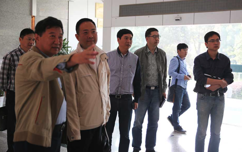 ���������ǳ�������һ�е���˾��̸